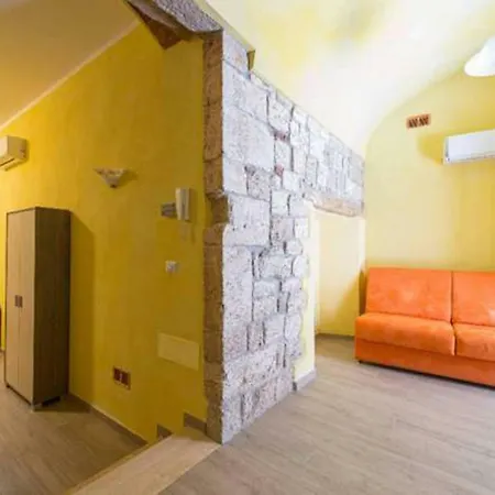 Couette-café Maisonrua' 3*